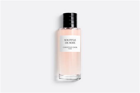 Souffle de Soie Fragrance: The Fragrance Akin to a Silky Caress